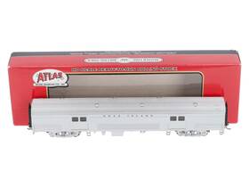 920-13047 Walthers Ho Scale Rock Island 73ft Budd Baggage Car Ex