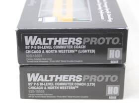 920-16509 Walthers 920-16501 Lot Of 2 - Chicago And North Western Bi-level Commuter Coaches