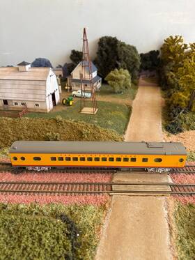 920-9123 Walthers Ho 85ft Milwaukee Road 52-seat Coach 535 Series. 920-9123. Nib