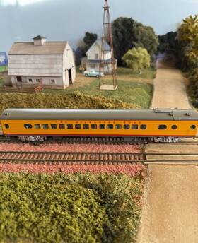 920-9127 Walthers 920-9125 Ho 85ft Milwaukee Road 30-seat Parlor Car Latest Run 920-9127. Nib
