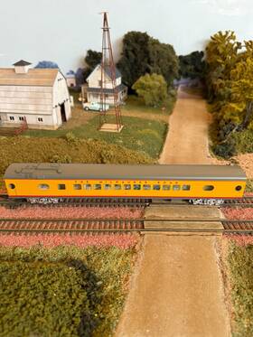 920-9150 Walthers Ho 85ft Milwaukee Road 52-seat Coach 498 Series. Deluxe. 920-9150. Nib
