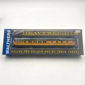 932-10056 Walthers Ho Pullman Heavyweight 8-1-2 Sleeper C&nw Rtr Passenger Car