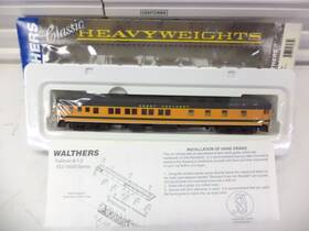 932-10063 Walthers Ho Hw 8-1-2 Sleeper Great Northern