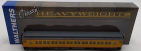 932-10108 Walthers Ho Scale Union Pacific Heavyweight Paired Window Coach Ln/box