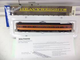 932-10412 Walthers Ho Hw 6-3 Sleeper Milwaukee Road