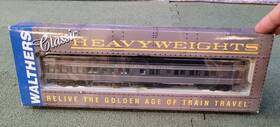 932-10459 Walthers Ho Sp Southern Pacific Solarium Observation Passenger Glue