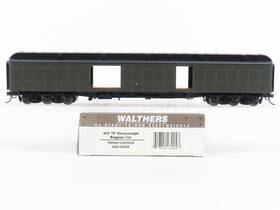 932-10549 Walthers Ho Scale Classic Unlettered 70ft Hw Baggage Passenger Car