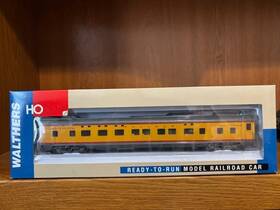 932-15251 Walthers Pullman Standard 4-4-2 Sleeper Chicago And North Western Cnw