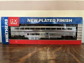 932-16102 Walthers Plated Ho Scale Amtrak Superliner Ii Coach Phase 4b
