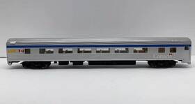 No.932-16341 Walthers 932-16341 85ft Budd 10-6 Sleeper Car Via Rail Canada Ho