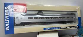 932-16422 Walthers Seaboard 85ft Budd Lounge Car Ho