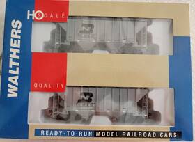 932-25372 Walthers Ho Burlington Northern Trinity 100 Ton Cement Hoppers