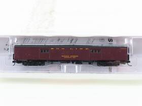 932-55104 Walthers N Scale Soo Line 72ft Baggage Passenger Car