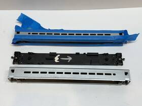 932-6050 Walthers 2x Ho Scale 85ft Streamlined Horizon Coach Undecorated Mbta Njt