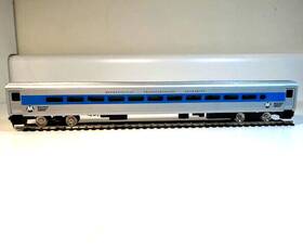 932-6074 Walthers Metro-north 85ft Commuter Coach Passenger Car Ho Scale