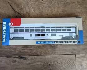 932-6121 Walthers Ho Train Amtrak 85ft Superliner Ii Sightseer Lounge Minordamage