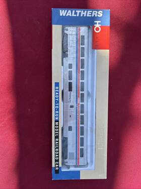 932-6171 Walthers Ho Scale Amtrak Superliner I Sleeper Phase Ii 2 Passenger Car