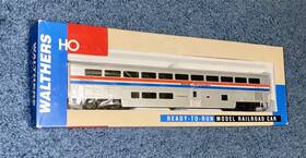 932-6172 Walthers Ho Amtrak Phase Lll Superliner L Sleeper Car / #932-6172