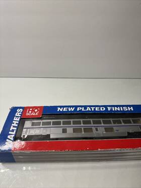 932-1692 Walthers 932-6192 Ho Amtrak Superliner I Lounge Car Phase V - Item #932-1692