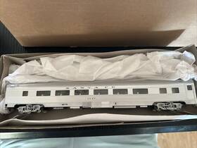932-6305 Walthers Ho Atsf Santa Fe 85ft Budd 46-seat Passenger #2847 No Box