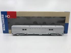 932-6405 Walthers Ho Santa Fe 73ft Budd Streamlined Baggage Car Ln/box
