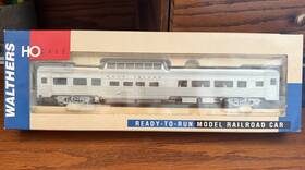 932-6492 Walthers 932 6492 85ft Rock Island Budd Dome Coach Ho Scale