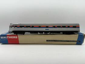 932-6502 Walthers Ho Scale #932-6502 Amtrak Phase Ii 85ft Budd Tavern-obs Car