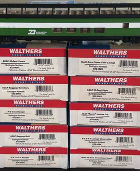 932-6522 Walthers Burlington Northern 1970 Inch Empire Builder Cascade Full 10 Car Set Ho Scale New