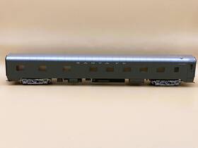 932-6742 Walthers H.o #932-6742 Green/silver Sante Fe Sleeper-standard/10-5 Slpr