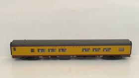 932-6771 Walthers Ho Scale Pullman Standard 52-seat Coach Union Pacific