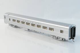 932-6782 Walthers Ho Scale Passenger Santa Fe 85ft Coach