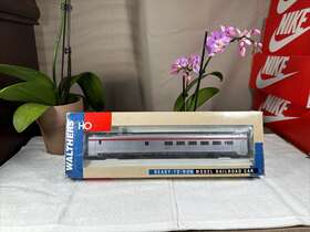 932-6825 Walthers Ho Scale Southern Pacific Pullman-standard 48-seat Diner Vg