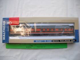 932-6841 Walthers Pullman Standard 10-6 Sleeper Coach Passenger Gn Ho Scale