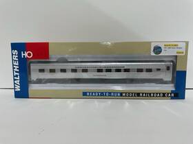 932-6855 Walthers L&n Louisville And Nashville 10-6 Sleeper Passenger Car N
