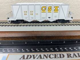 Walthers 932-7051 Csx - Ortner 100 Ton Aggregate Hopper Ho Scale Inch Yellow Letter Logo New
