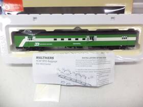 932-9049 Walthers Ho Ac&f Baggage-mail Burlington Northern