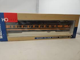 932-6781 Walthers 932-9057 Ho Scale Great Northern Pullman Standard 64 Seat Coach