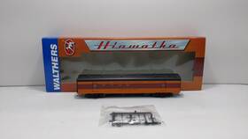 932-9201 Walthers Ho Scale Milwaukee Road 1955 Twin Cities Hiawatha Rpo Car Ln