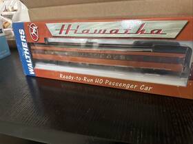 932-9205 Walthers Ho Milwaukee Road 1955 Twin Cities Hiawatha 30-seat Parlor Car