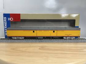 932-9574 Walthers Ho Chicago And North Western Armour Yellow C&nw Baggage Car