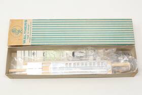 933-7846 Walthers Ho 60ft Utility Combine Passenger Car Undecorated Kit