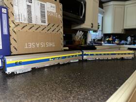 30063 Walthers Mainline Ho Scale 85ft Budd Baggage-lounge And Obs Delaware Hudson