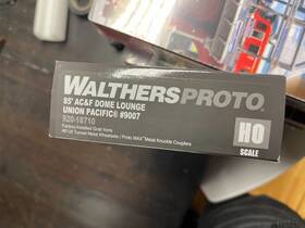 920-18710 Walthers Proto Mainline Ho Scale 85ft Dome Lounge Union Pacific #9007