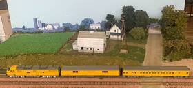 920-47975 Walthers Proto E7a And Fvm Cars Ho Walthers/fvm Complete Milwaukee Road 2-car No 25/26 Train With E7a. Iob
