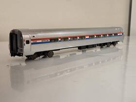 Ws18902 Walthers Proto Ho-scale Amtrak Phase Iii Amfleet I Coach With Metal Finish