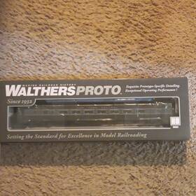 Walthersproto 920-16004 Ho Pullman-standard 85ft Coach New York Central Lighted
