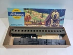 Athearn Blue Box Trains Miniature 1854 Std Coach Clerestory Undercoated Nos. Fixed Price $49.89.
