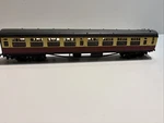 Oo Gauge Bachmann Br 8-COMPARTMENT Passenger Coach. Fixed Price $29.00.