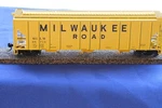Walthers 54' P-s 4427 Cd 3-BAY Covered Hopper 910-7467. Fixed Price $27.00.