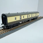 Oo Scale Hornby Top Link R436 Br MK1 Parcels Coach #W81021. Fixed Price $33.00.